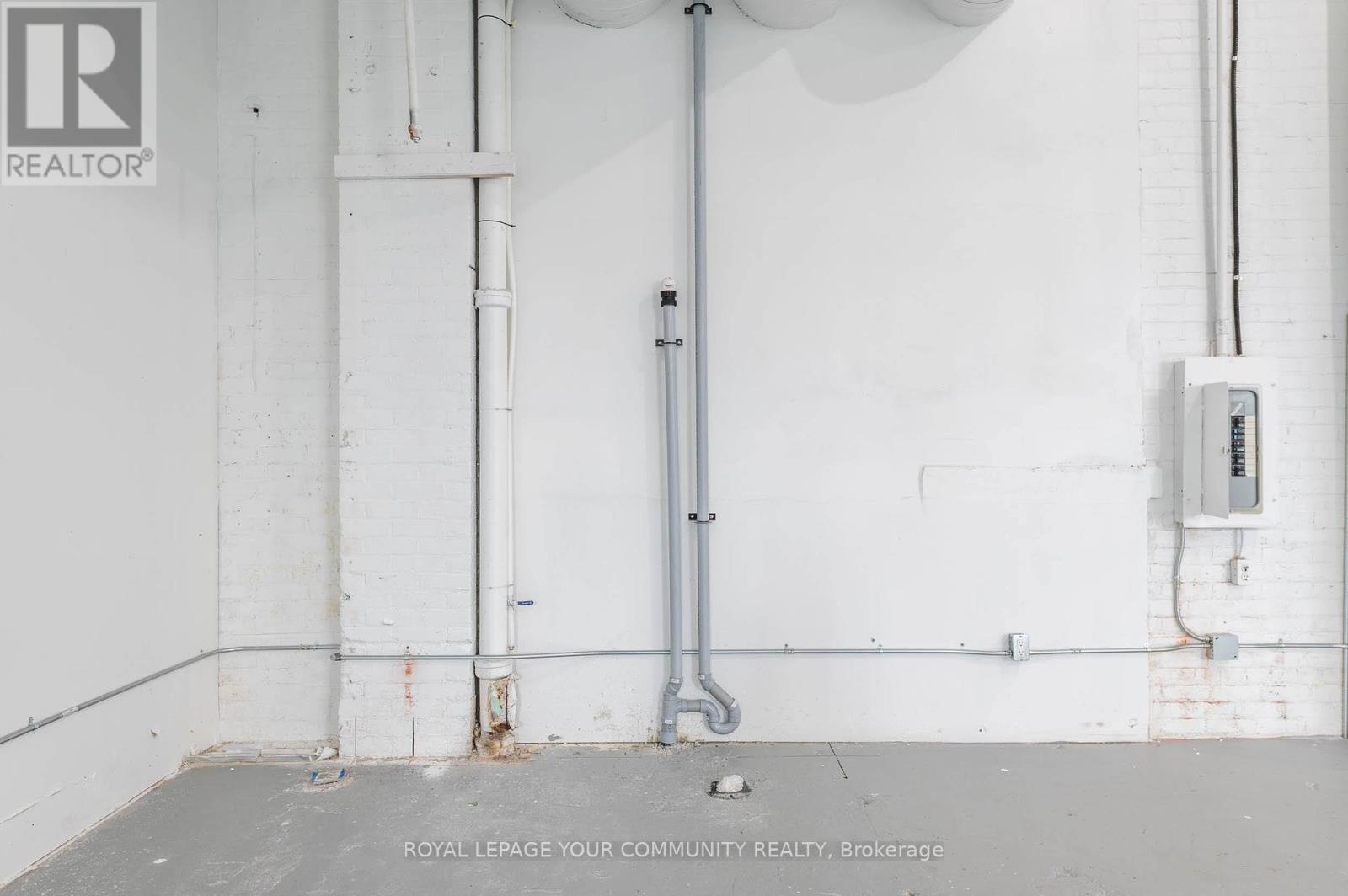 152 - 1159 Dundas Street E Property Photo 5