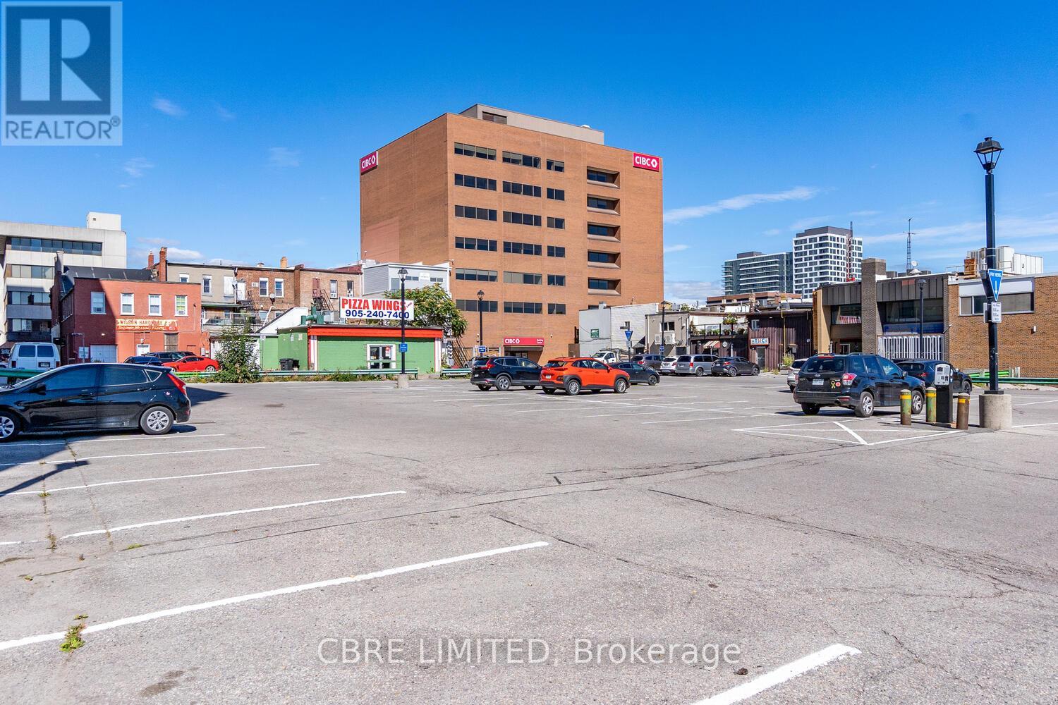 400 - 2 Simcoe Street S Property Photo 3