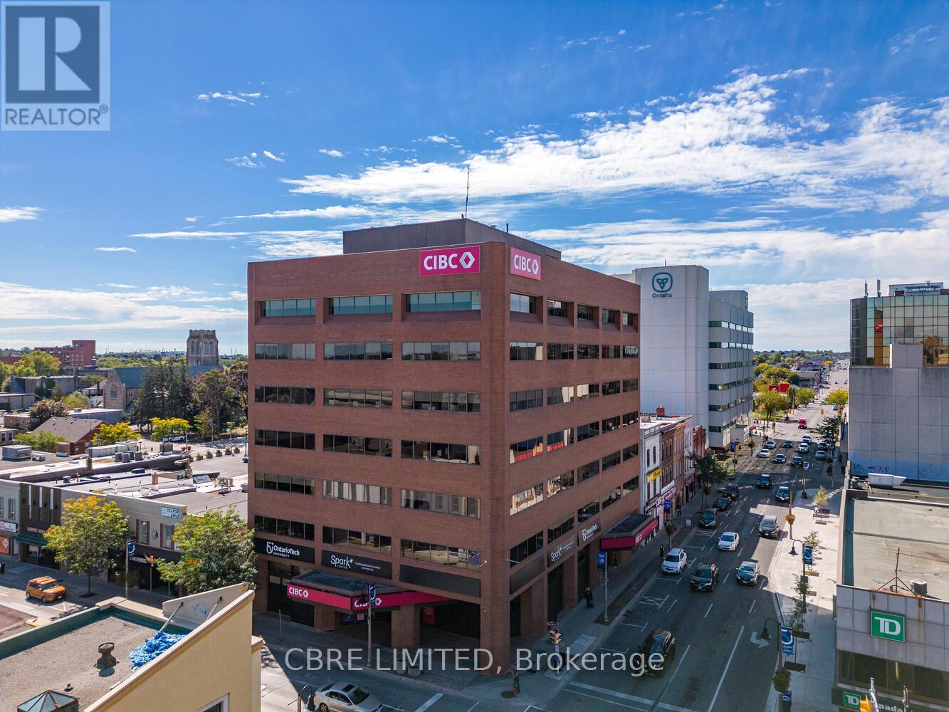 400 - 2 Simcoe Street S Property Photo 5