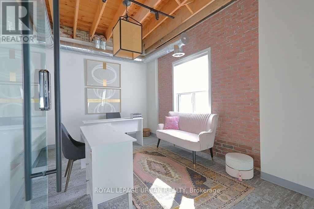 209 - 840 Pape Avenue Property Photo 3