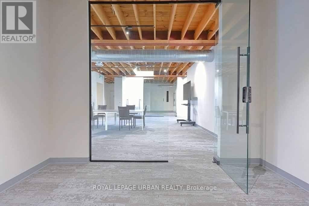209 - 840 Pape Avenue Property Photo 8