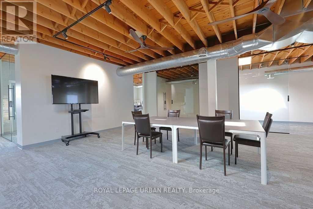 209 - 840 Pape Avenue Property Photo 11