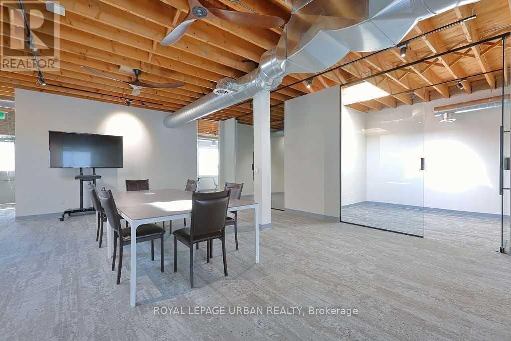 209 - 840 Pape Avenue Property Photo 12