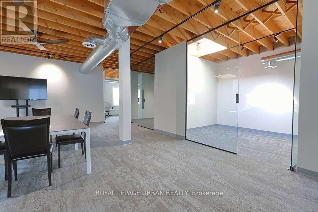 209 - 840 Pape Avenue Property Photo 14