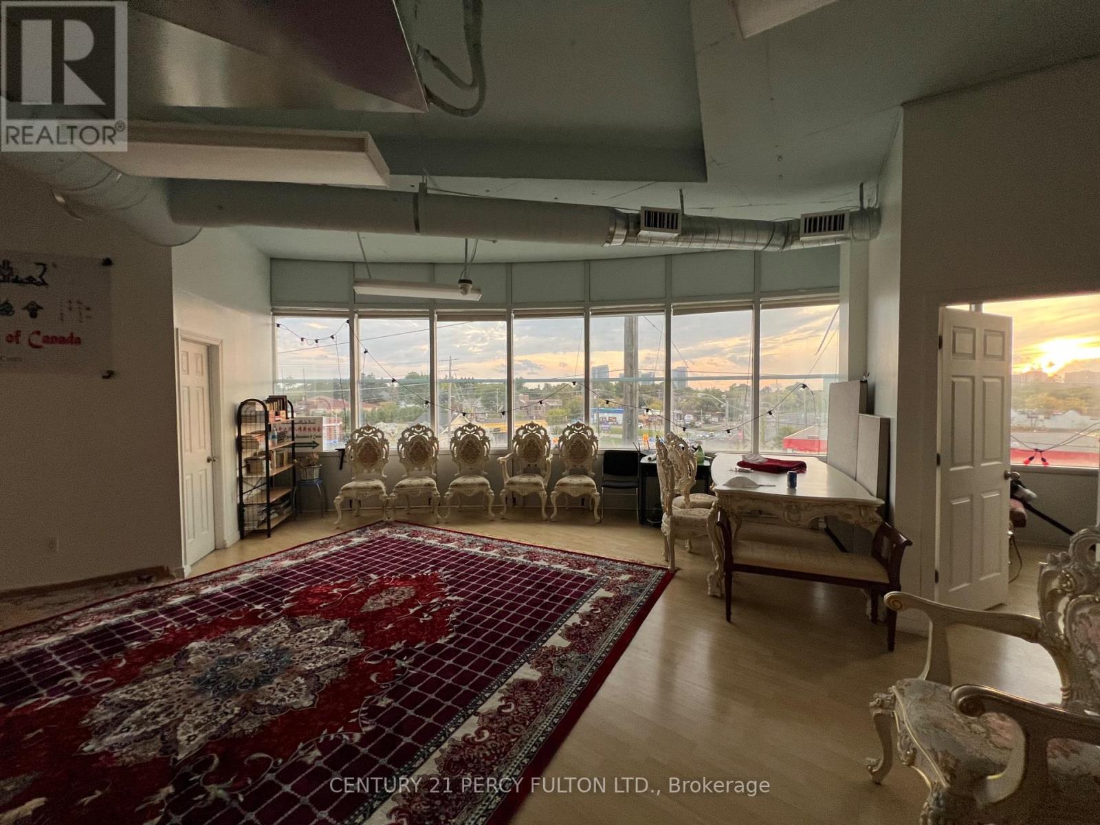 367a&b - 4438 Sheppard Avenue E Property Photo 12