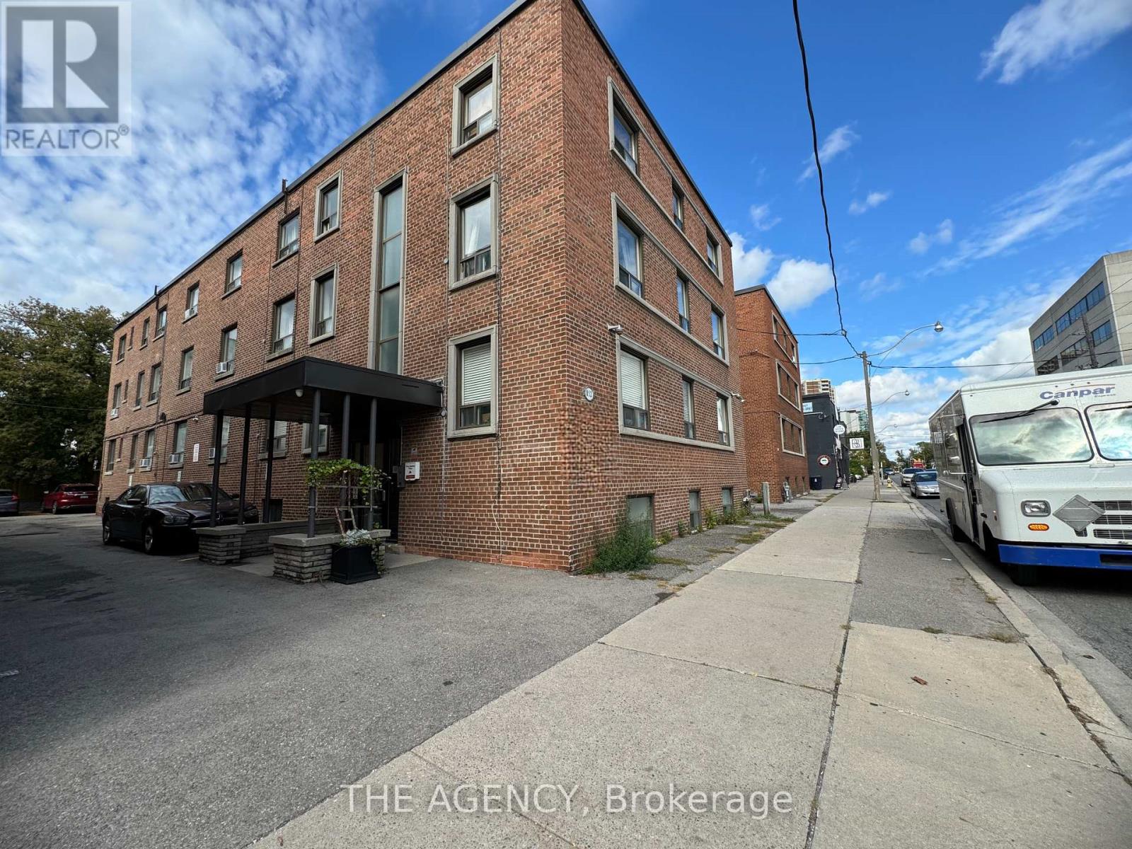 203 - 852 Broadview Avenue Property Photo 13