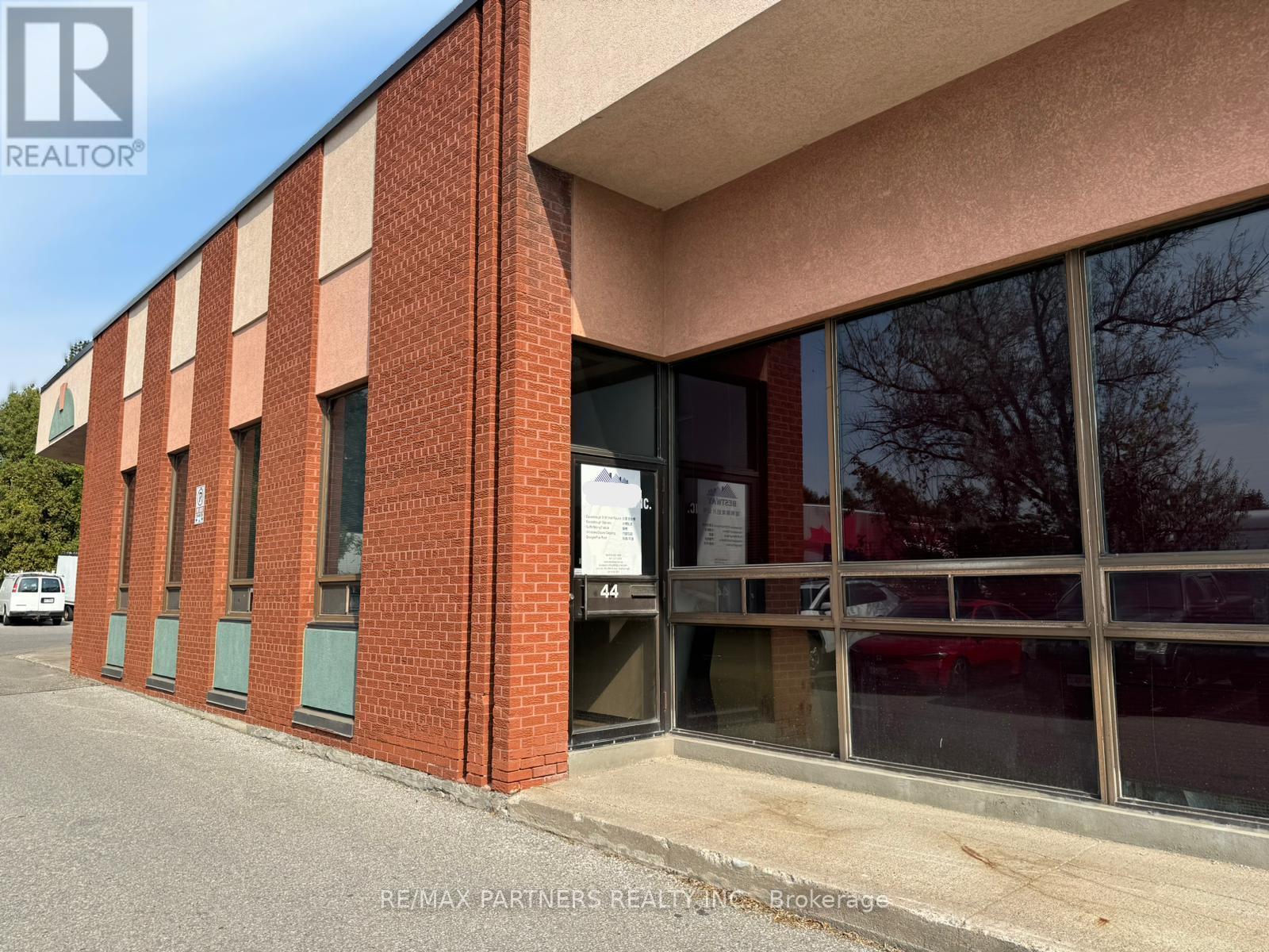 44 - 140 Milner Avenue Property Photo 3