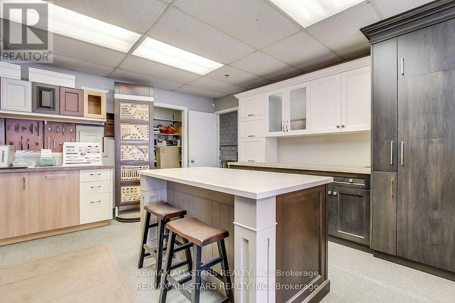 5 - 896 Brock Road Property Photo 4