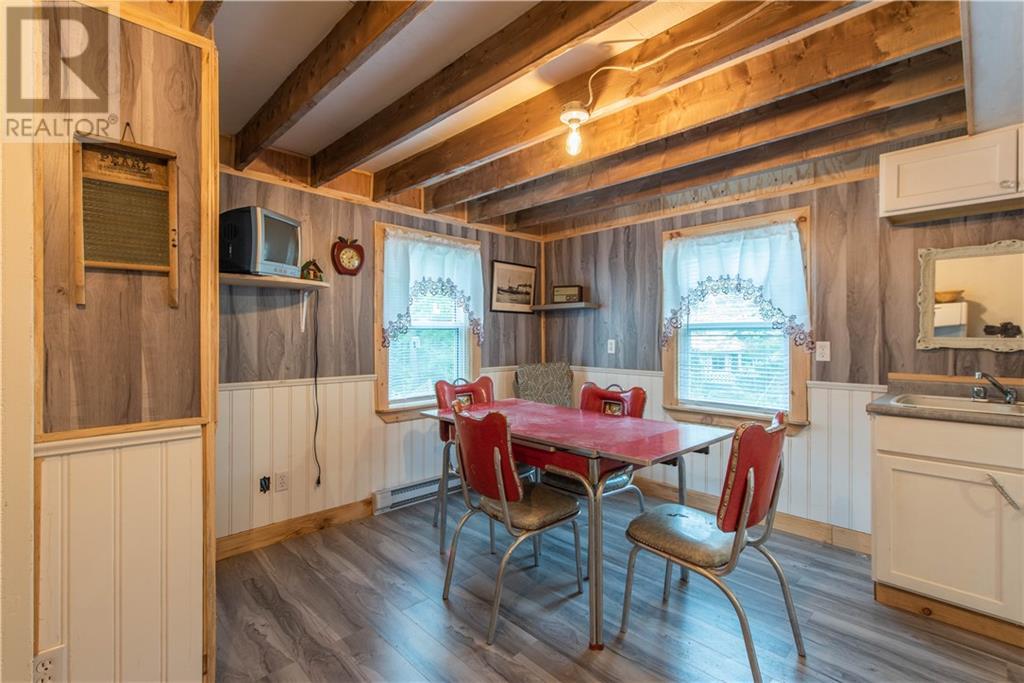 255 Niagara Road Property Photo 10