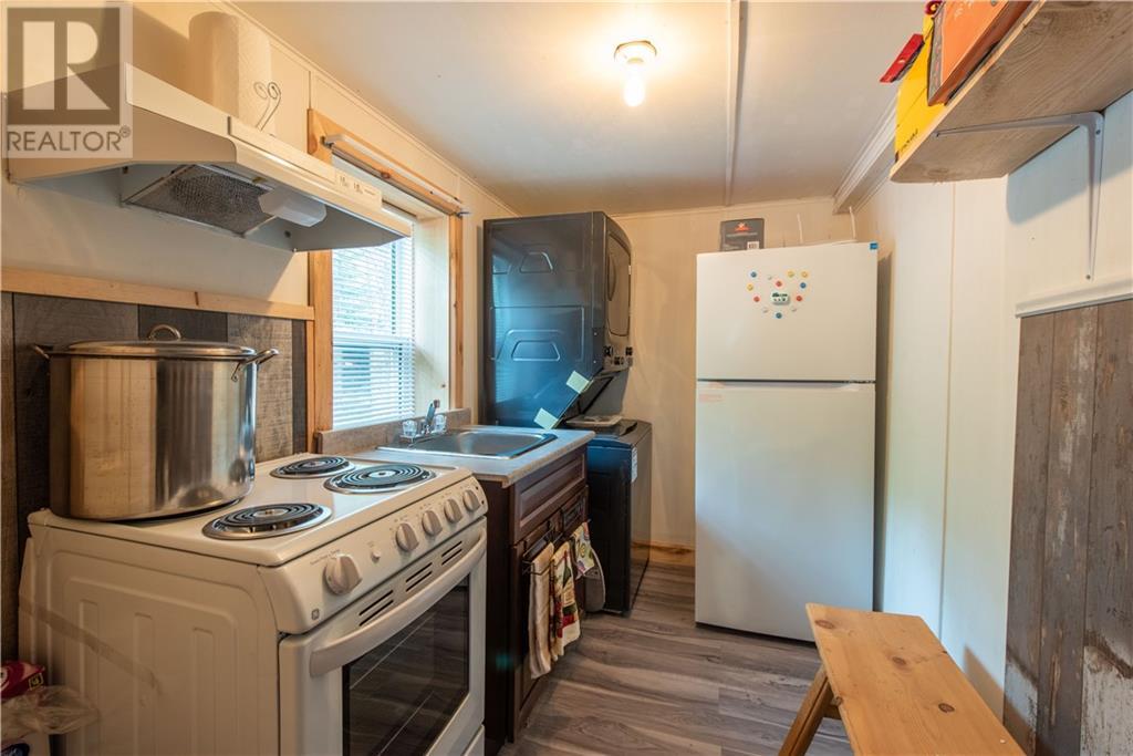 255 Niagara Road Property Photo 11