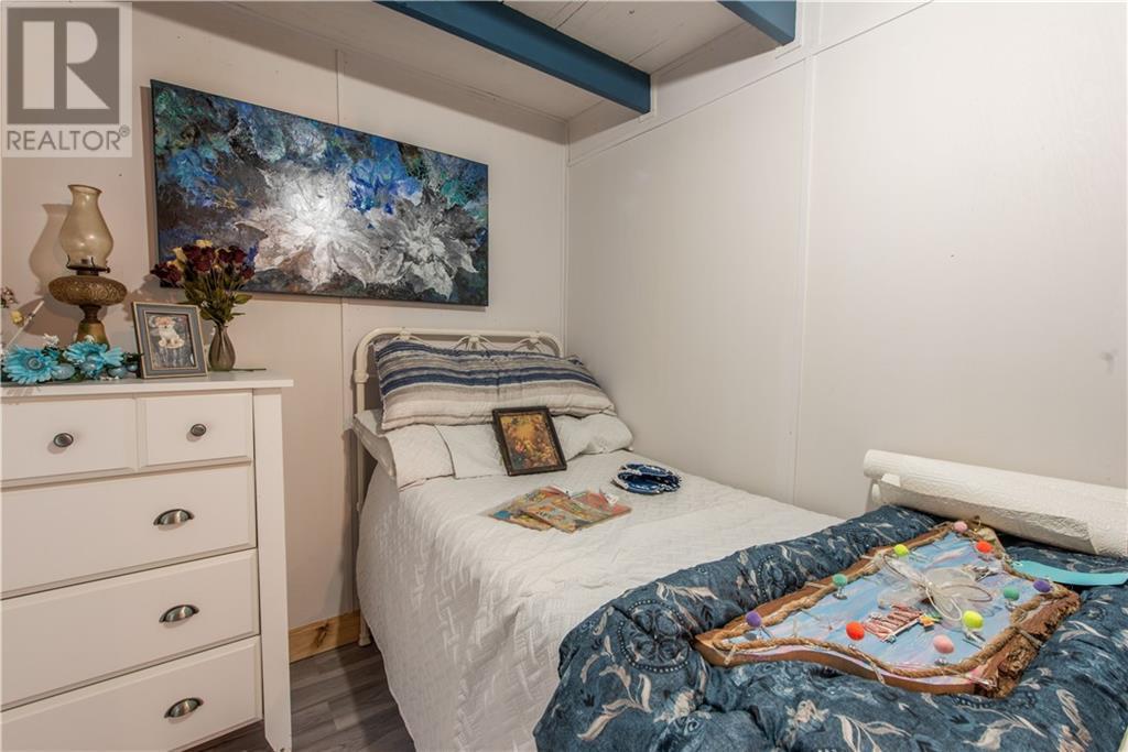 255 Niagara Road Property Photo 20