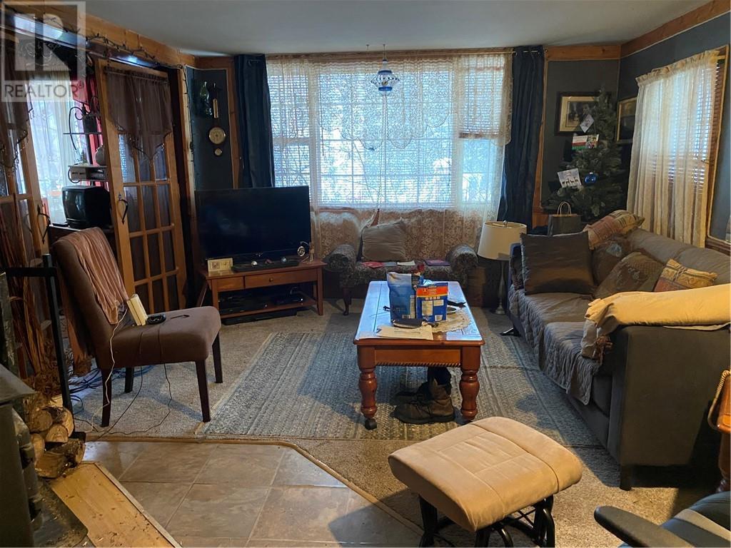 255 Niagara Road Property Photo 33