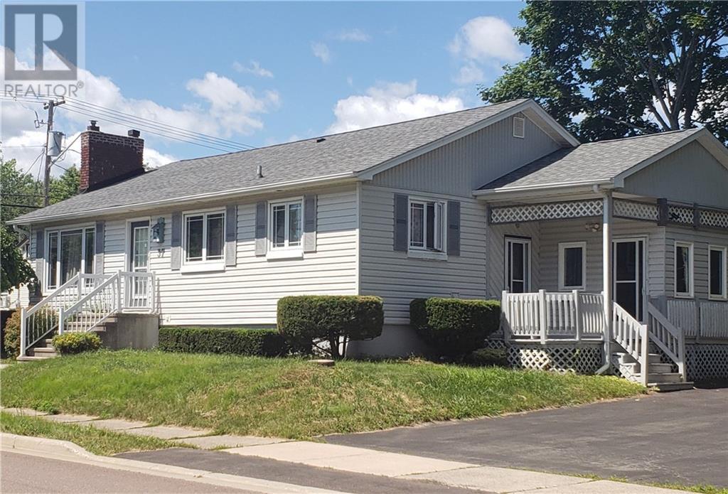 E1c3j5 Real Estate Listings Main Image