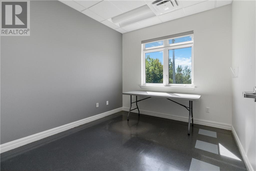 225 Barker Street Property Photo 15