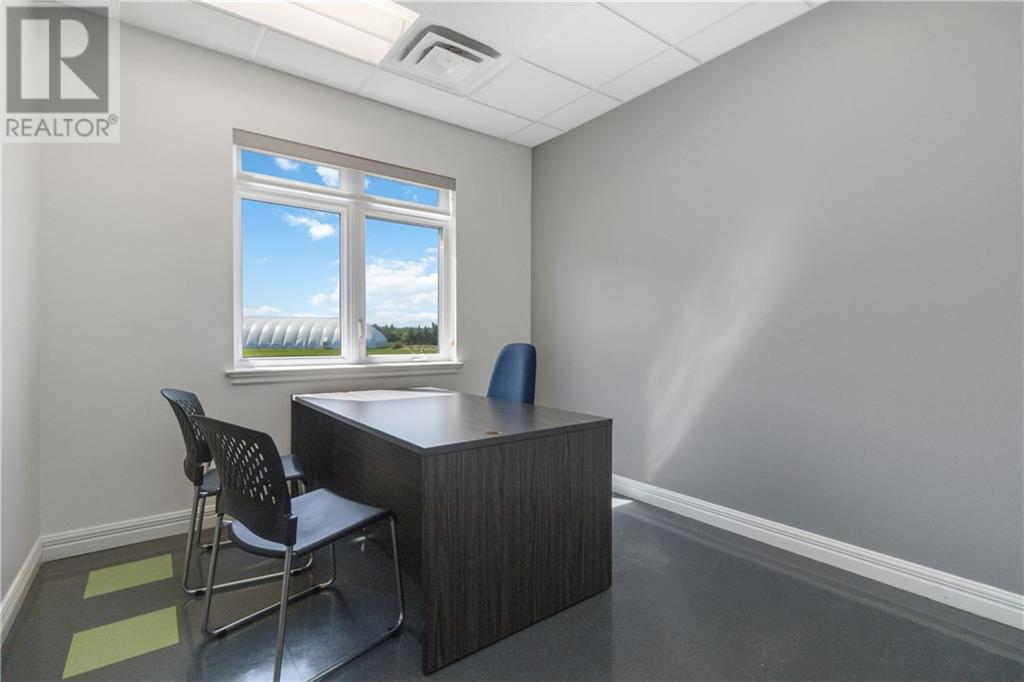 225 Barker Street Property Photo 16