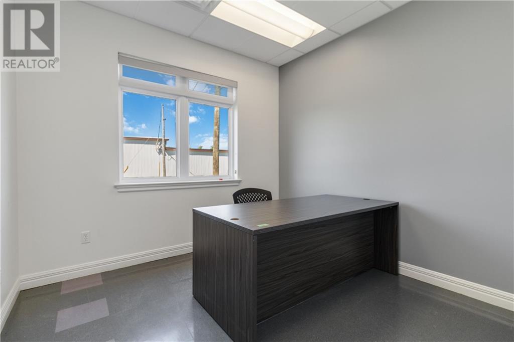 225 Barker Street Property Photo 21