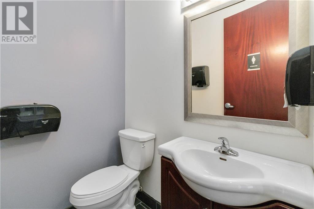 225 Barker Street Property Photo 27