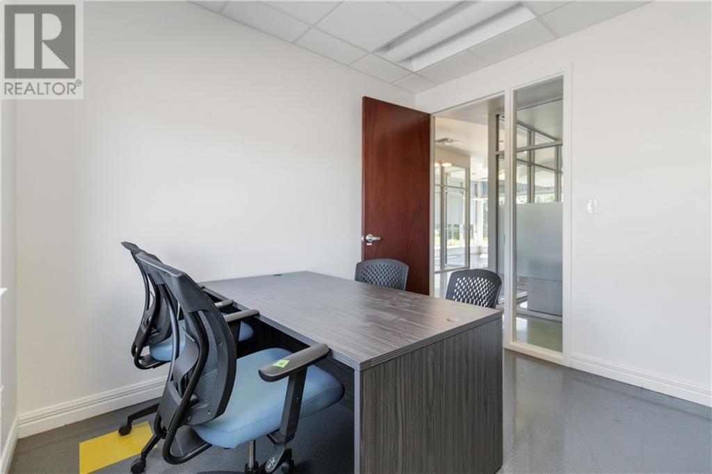 225 Barker Street Property Photo 33