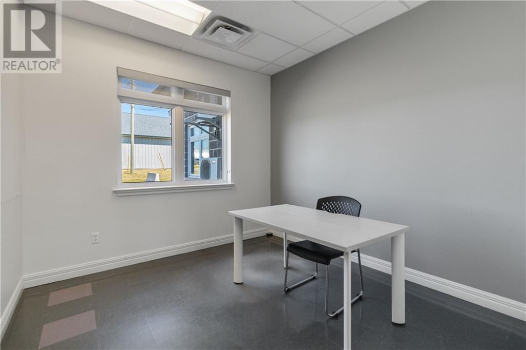 225 Barker Street Property Photo 34