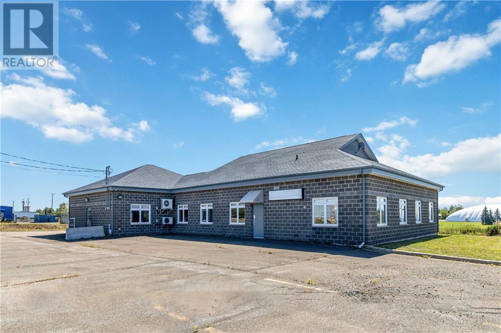 225 Barker Street Property Photo 44