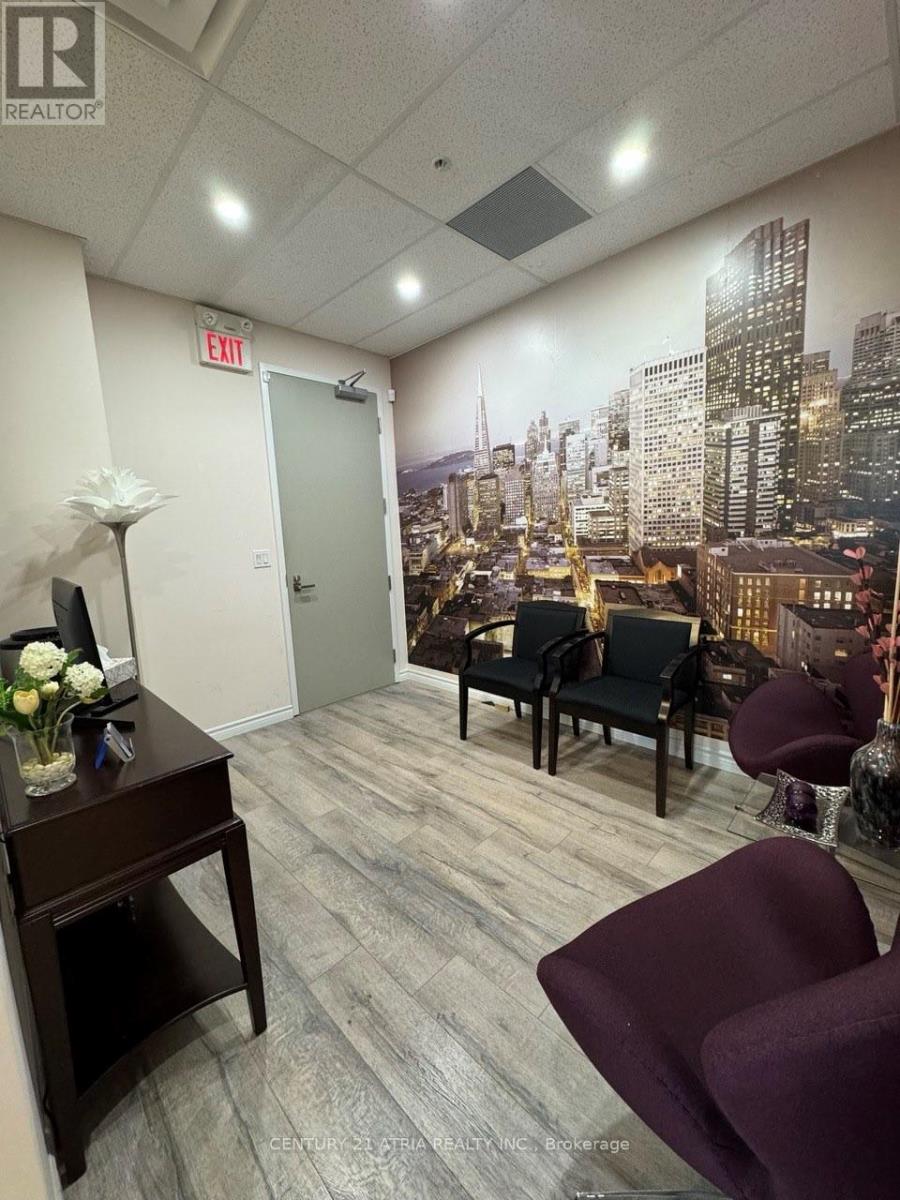 913 - 7191 Yonge Street Property Photo 6