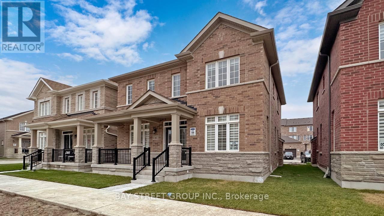 4 Waterleaf Road Property Photo 5