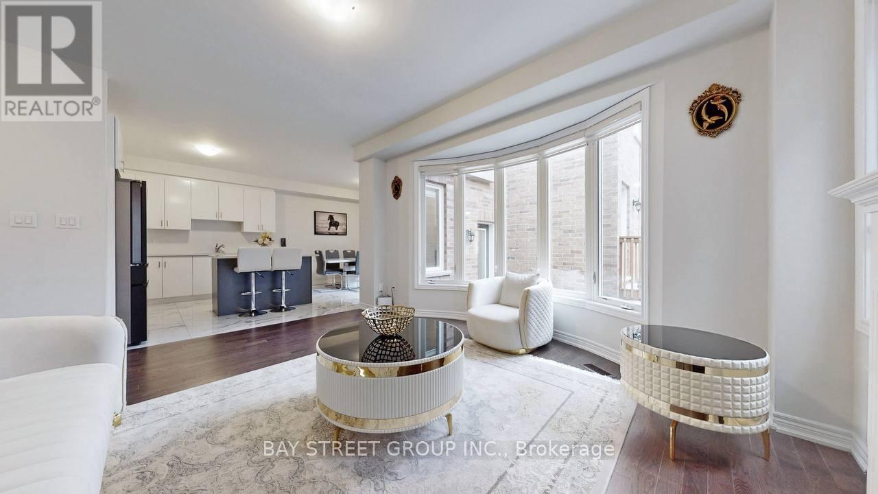 4 Waterleaf Road Property Photo 9