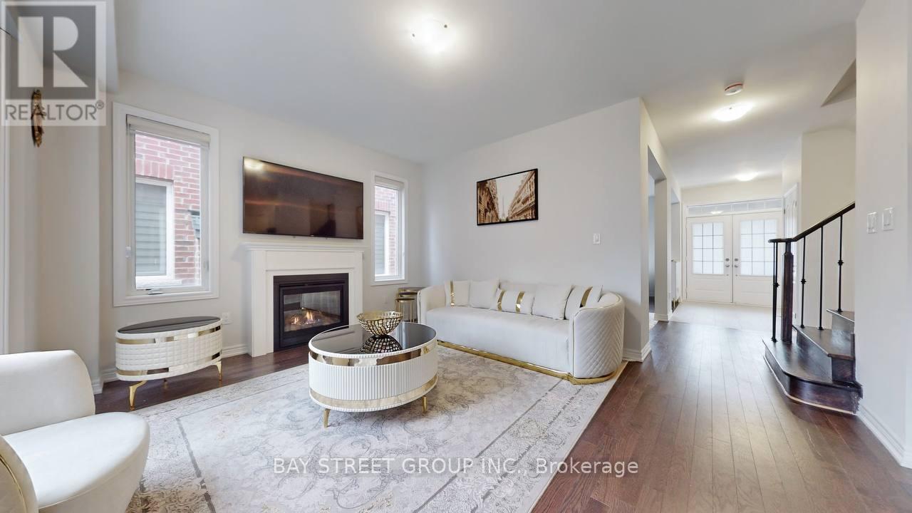 4 Waterleaf Road Property Photo 11