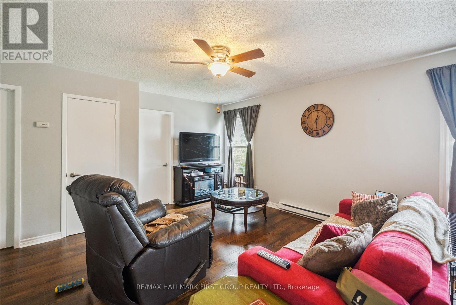 35 Toronto Street N Property Photo 16