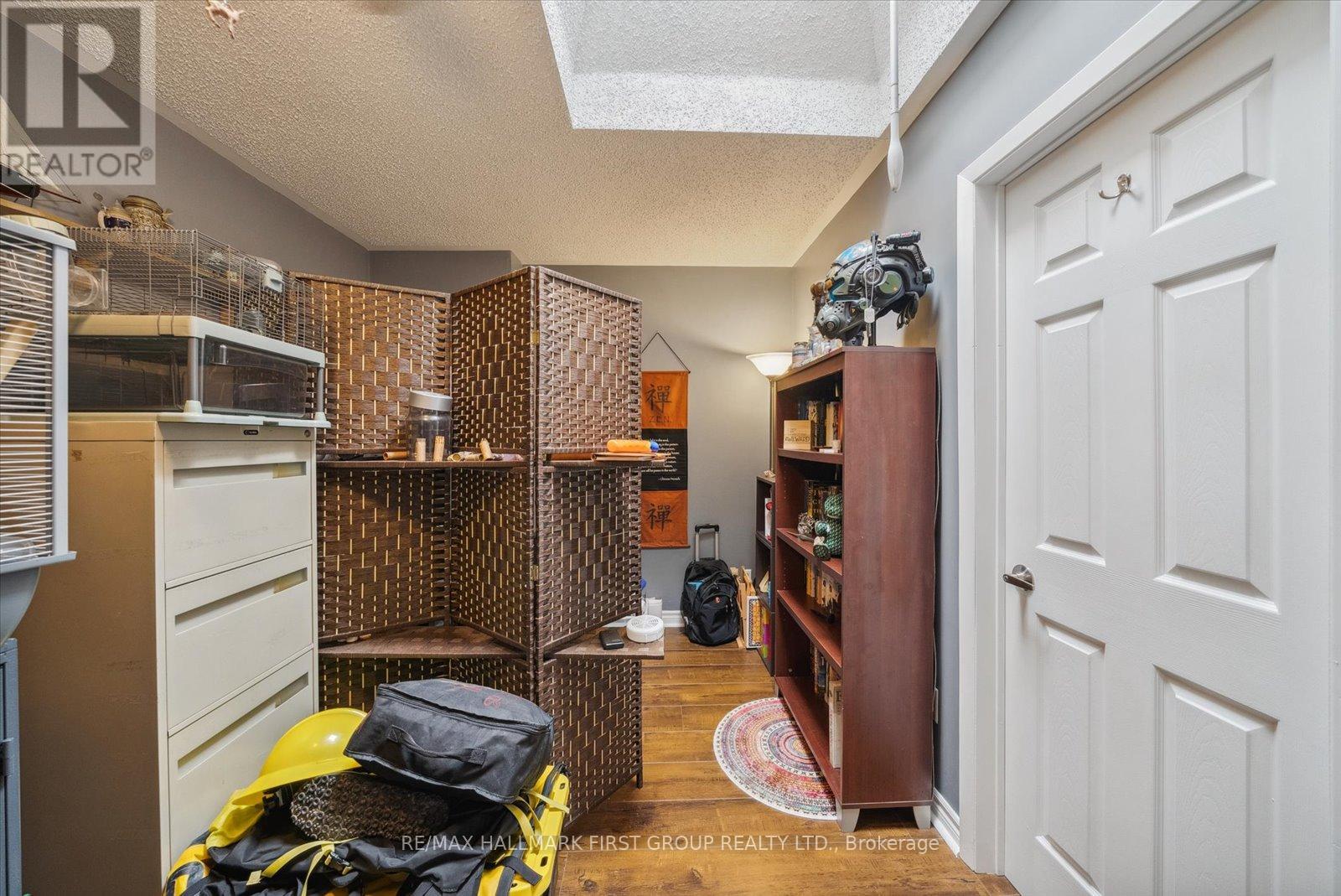 35 Toronto Street N Property Photo 20