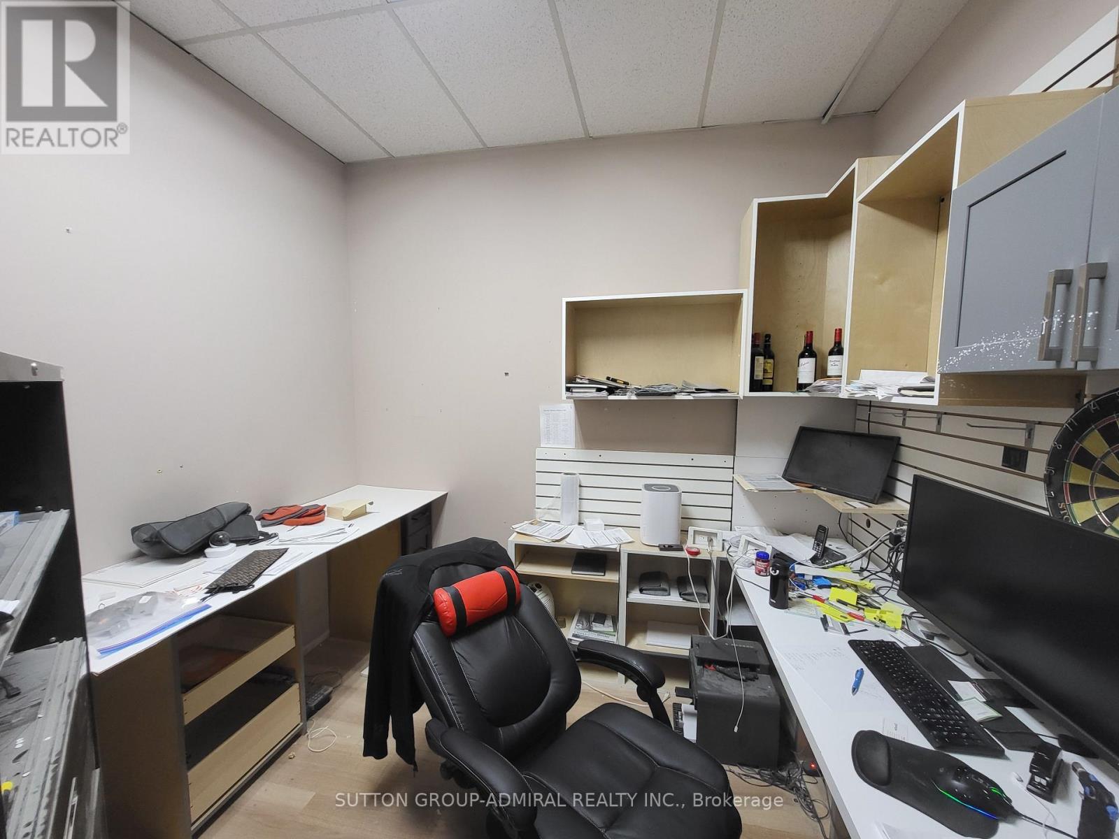 A8 - 4220 Steeles Avenue W Property Photo 10