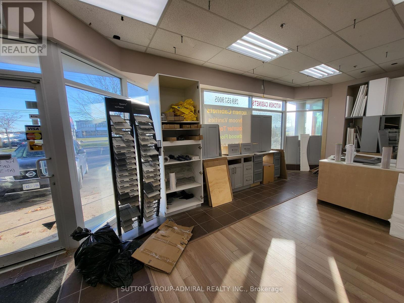 A8 - 4220 Steeles Avenue W Property Photo 22