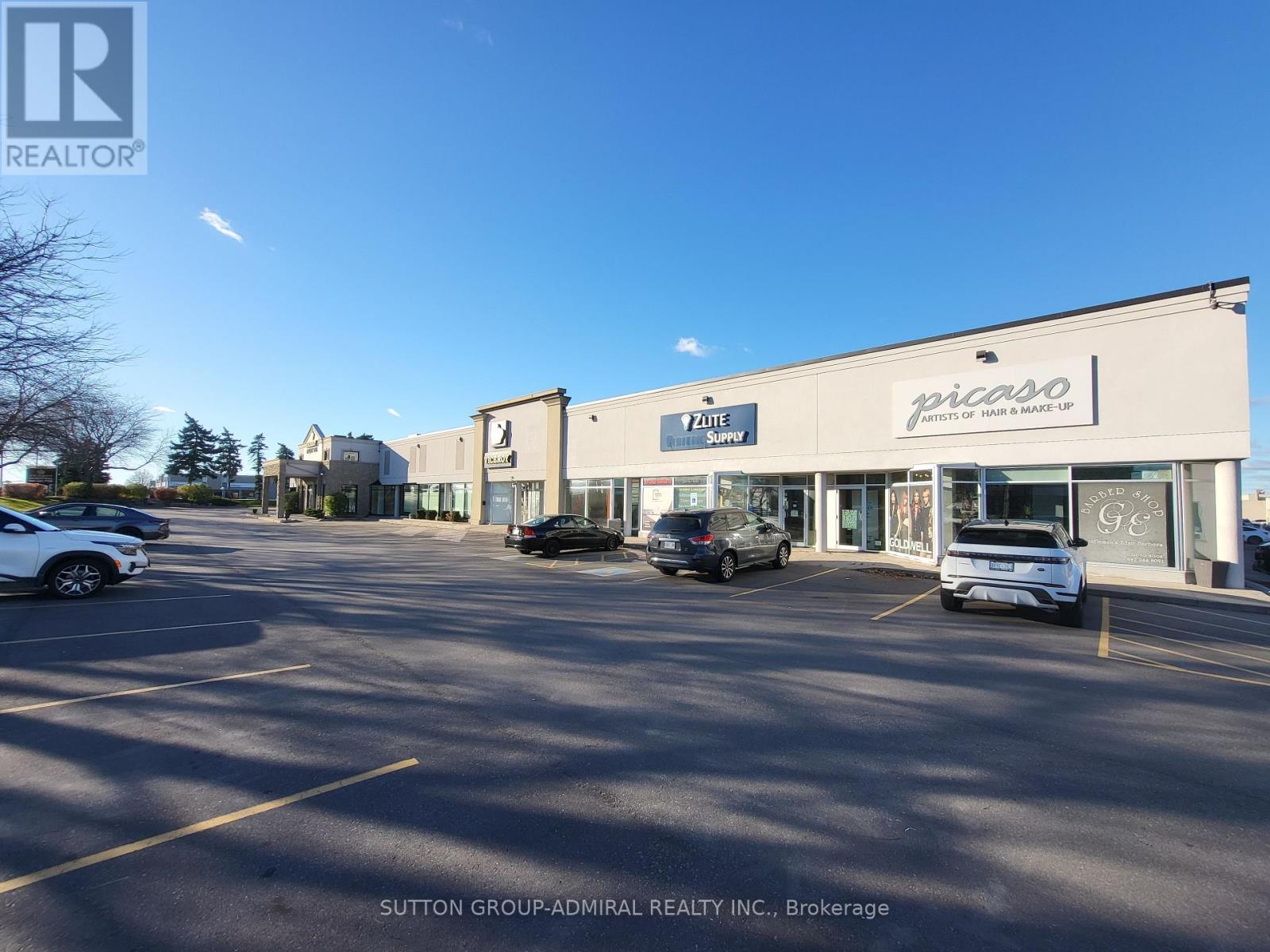 A8 - 4220 Steeles Avenue W Property Photo 32