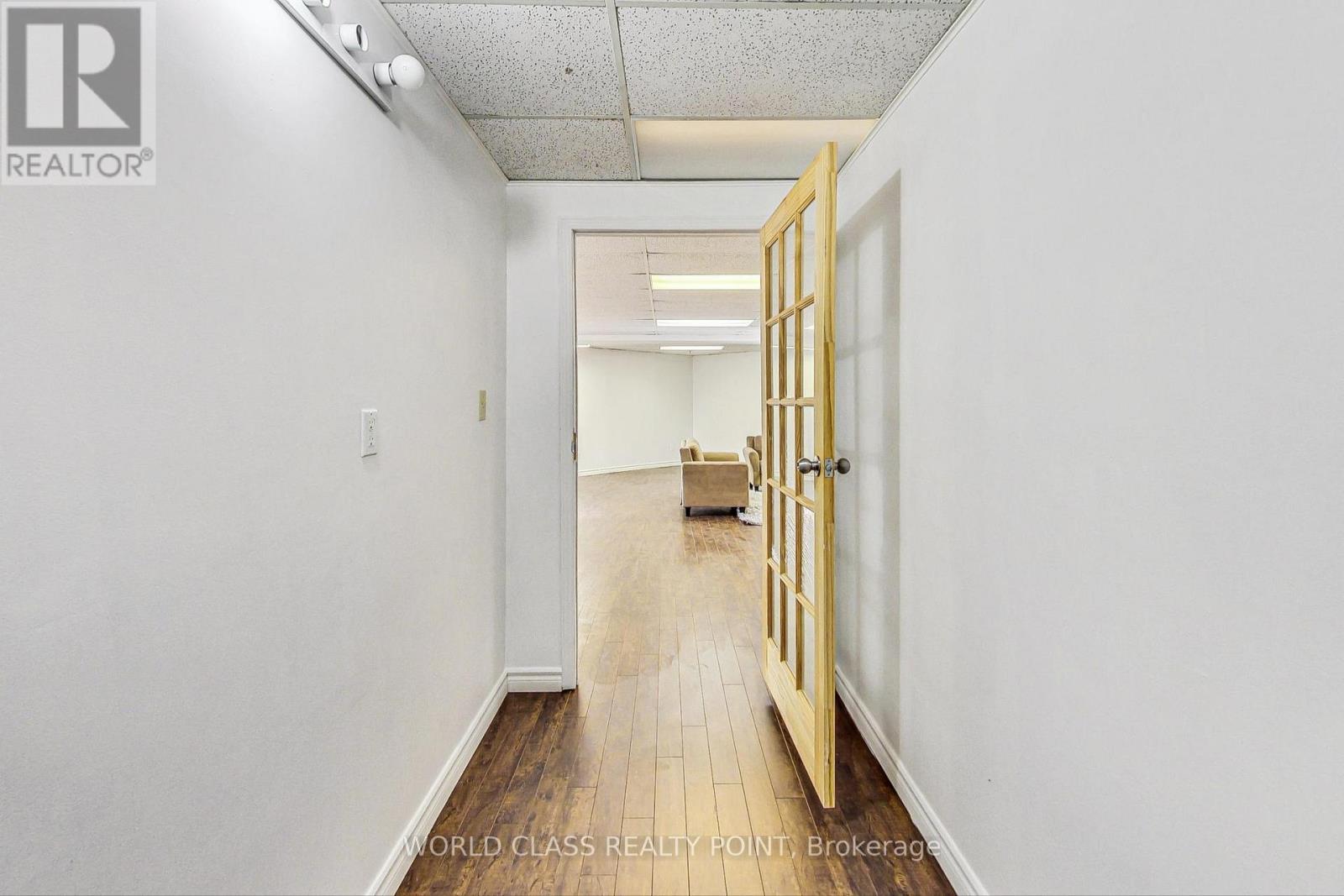21 -117 Ringwood Drive Property Photo 15