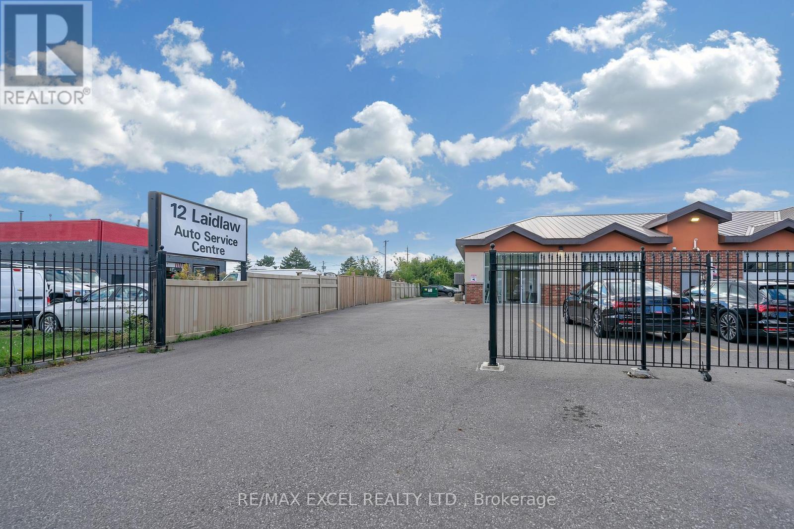 12 Laidlaw Boulevard Property Photo 1