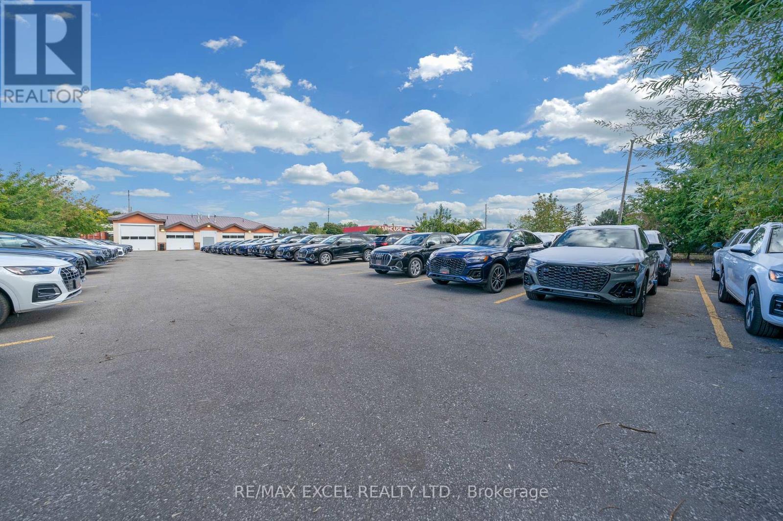 12 Laidlaw Boulevard Property Photo 14