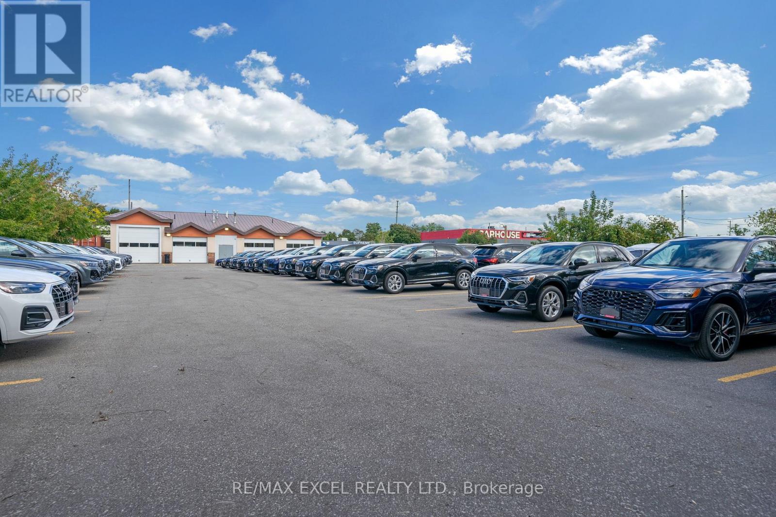 12 Laidlaw Boulevard Property Photo 15