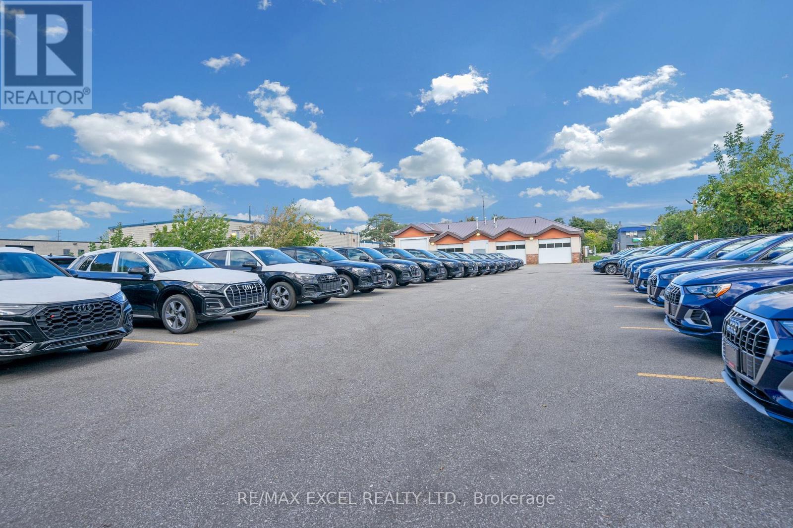 12 Laidlaw Boulevard Property Photo 16