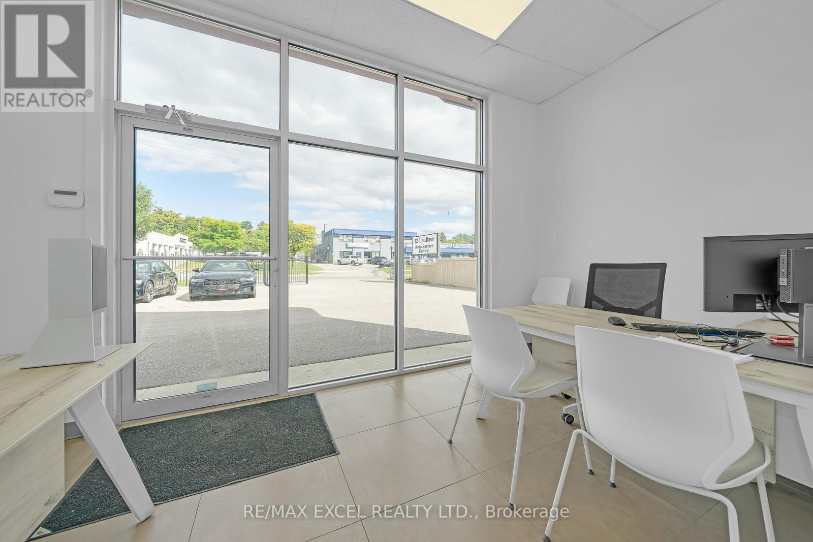 12 Laidlaw Boulevard Property Photo 19