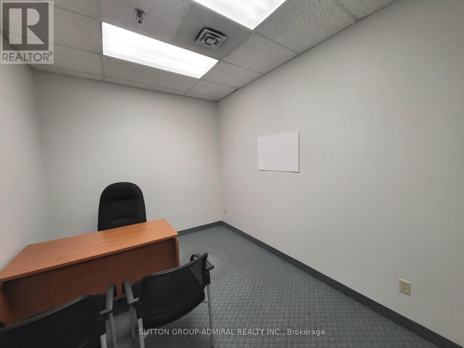 C13 - 4220 Steeles Avenue W Property Photo 9