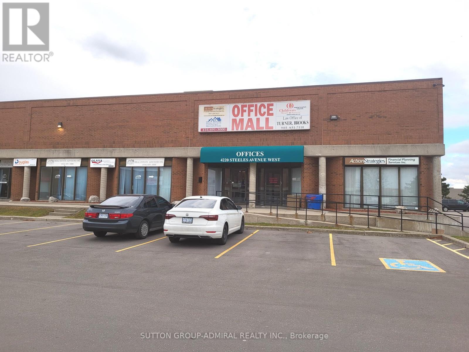 C13 - 4220 Steeles Avenue W Property Photo 18