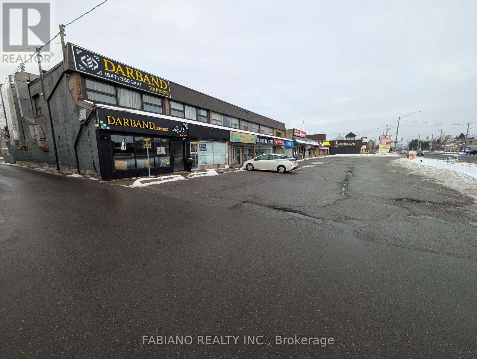 2 - 13130 Yonge Street Property Photo 2