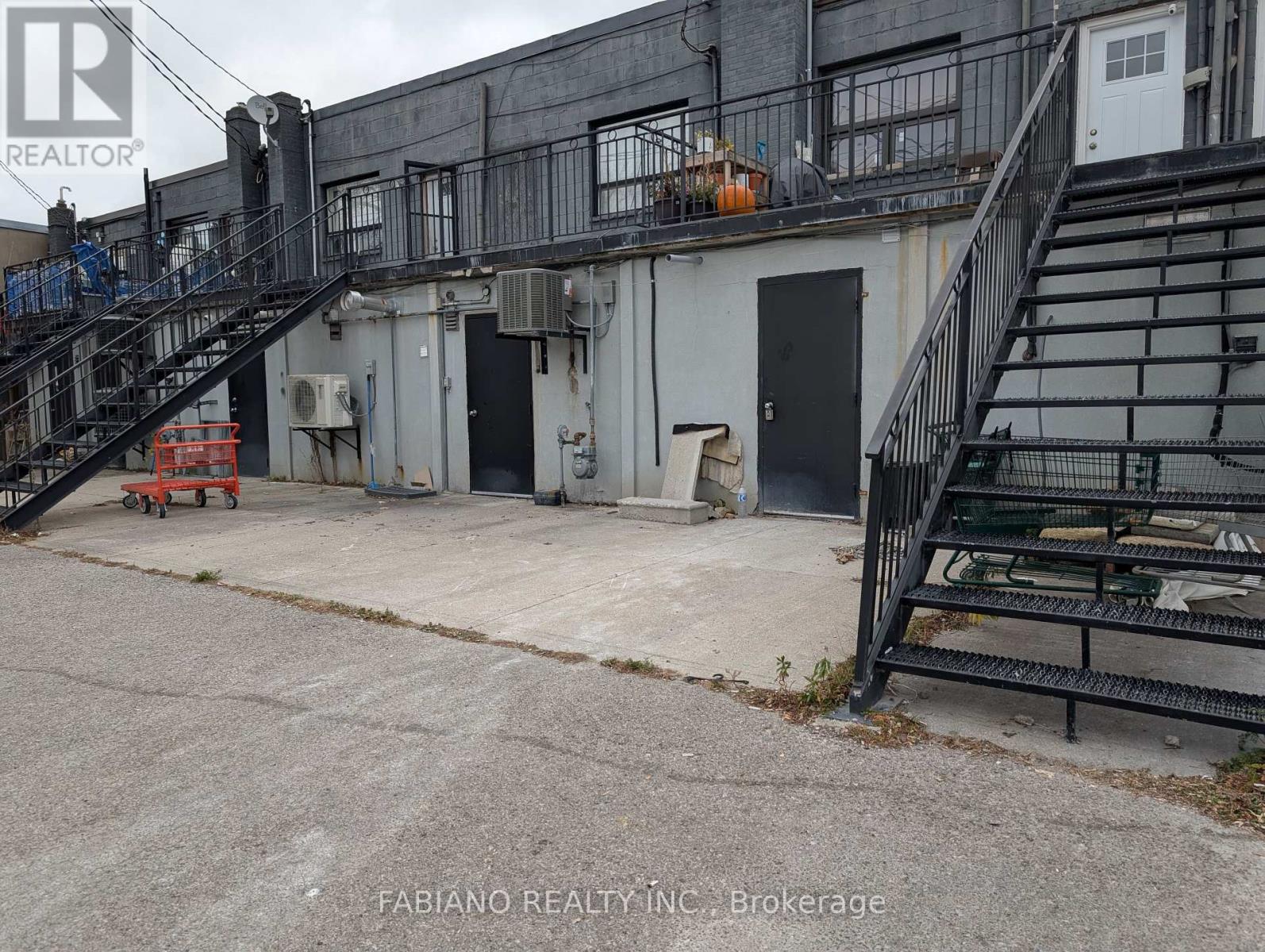 2 - 13130 Yonge Street Property Photo 9