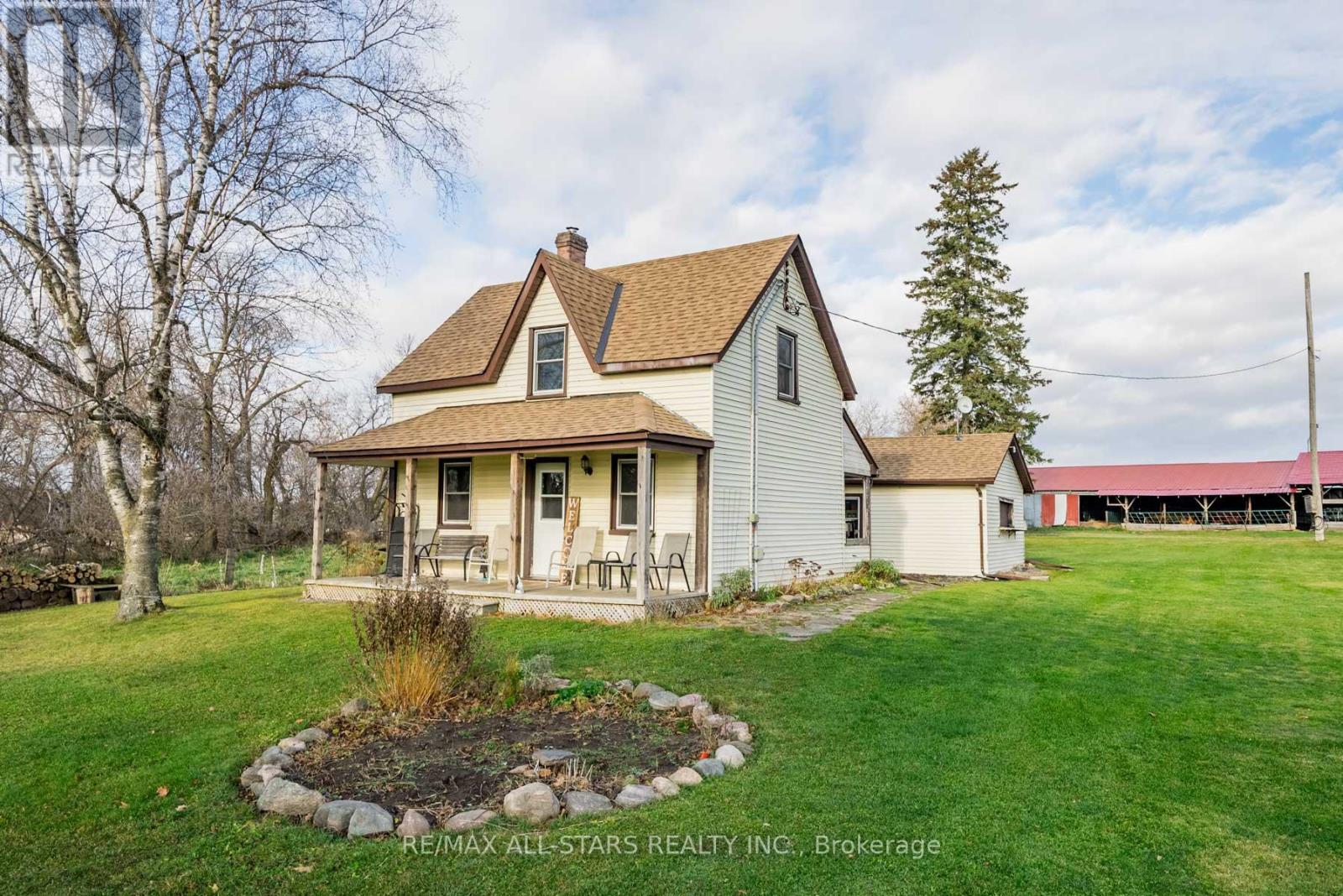 S525 Victoria Corners Road Property Photo 2