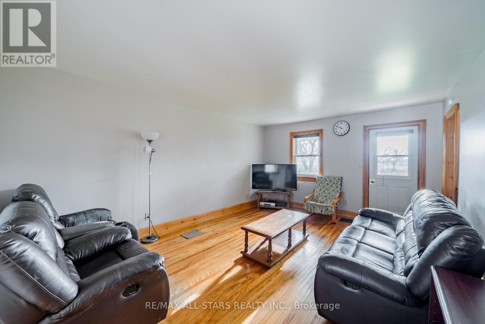 S525 Victoria Corners Road Property Photo 16
