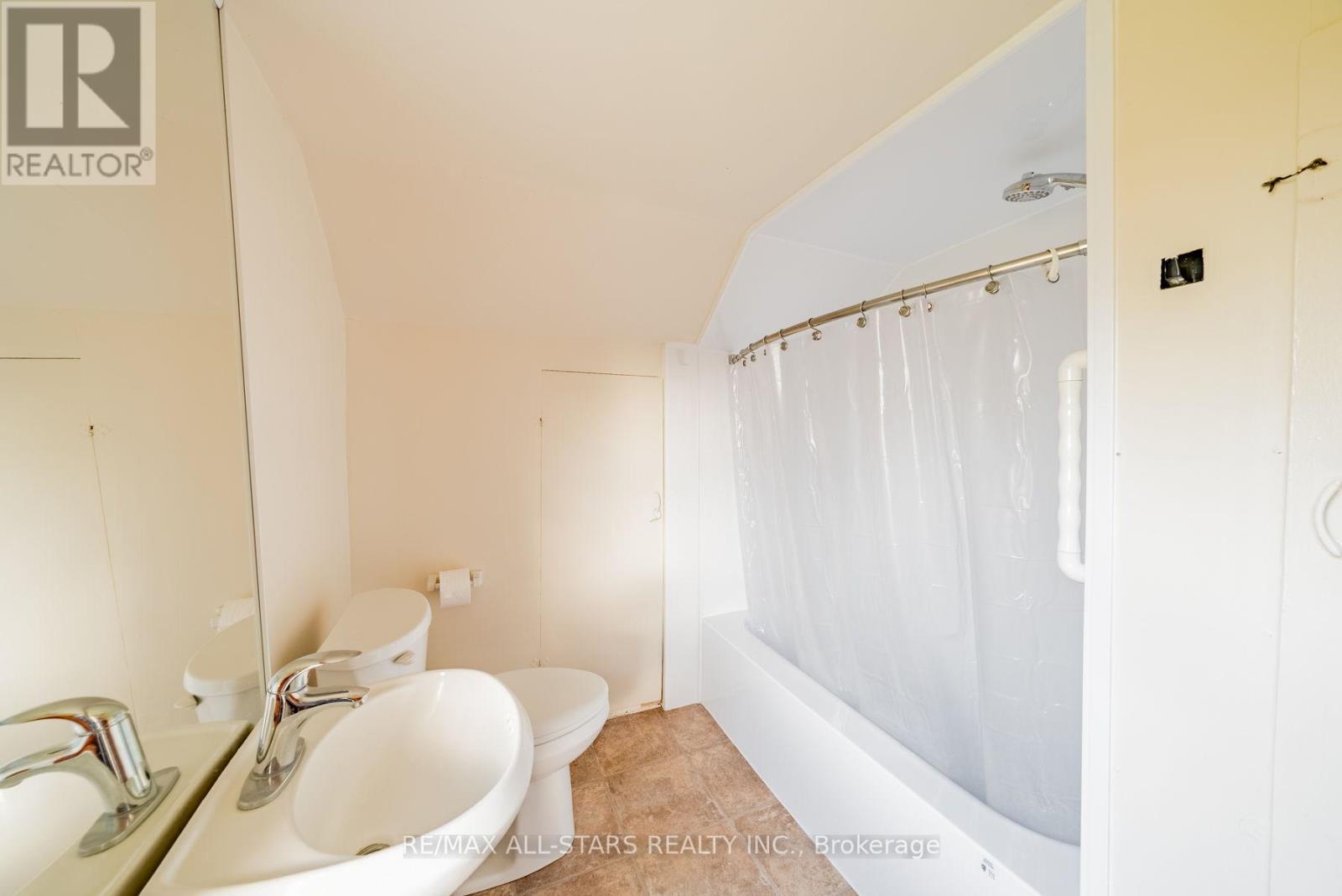 S525 Victoria Corners Road Property Photo 23