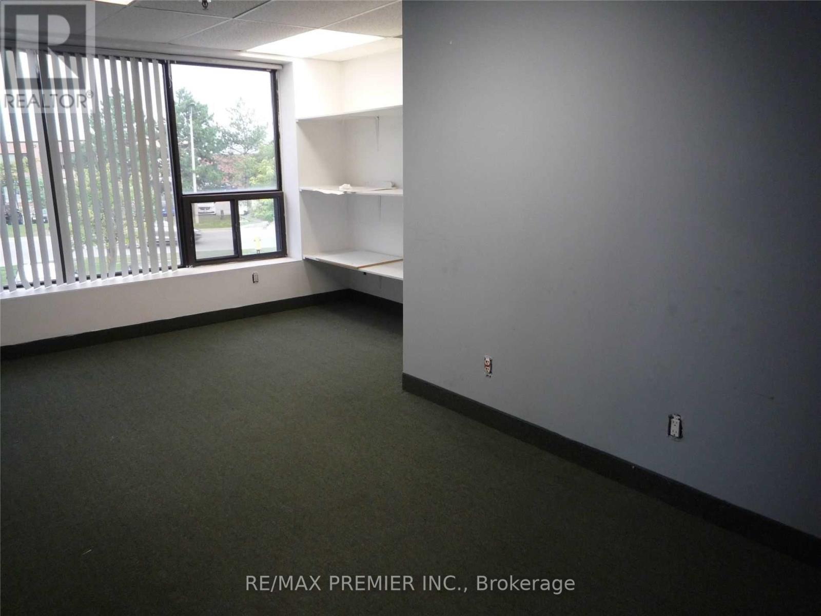 136 Winges Rd Property Photo 2