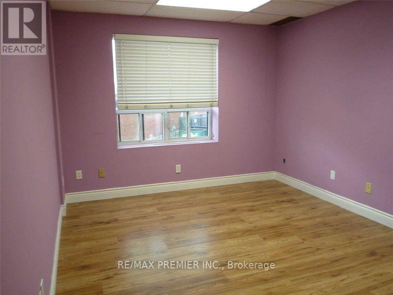 136 Winges Rd Property Photo 4
