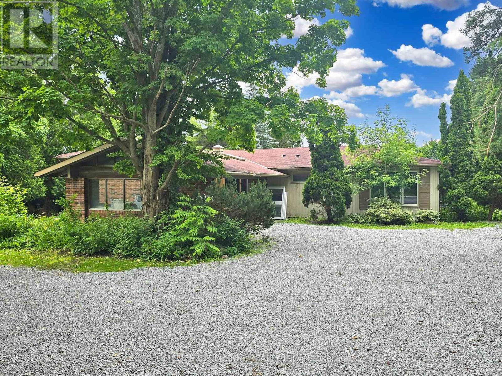 2117 Bethesda Road Property Photo 34