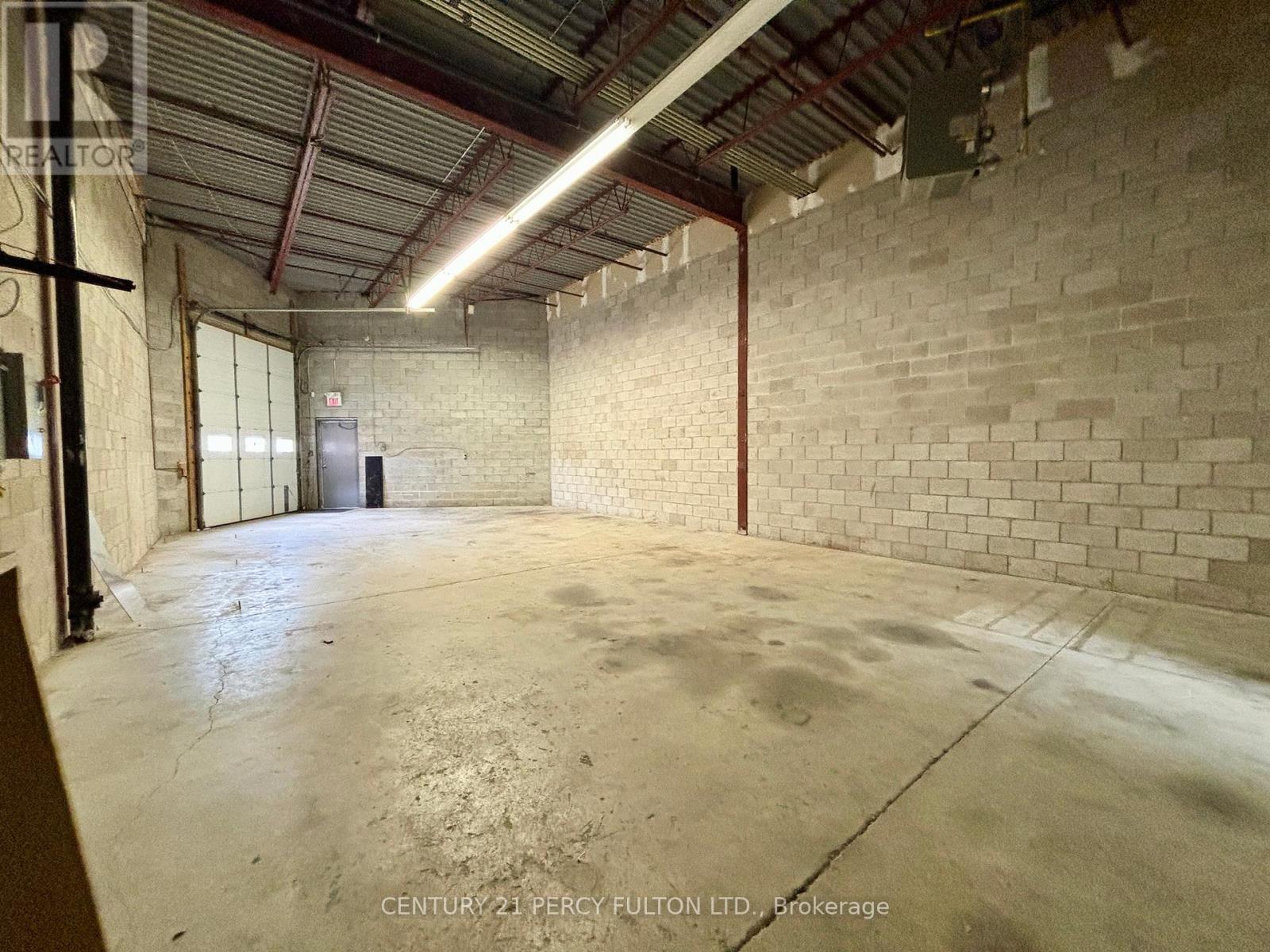 3 - 117 Ringwood Drive Property Photo 8